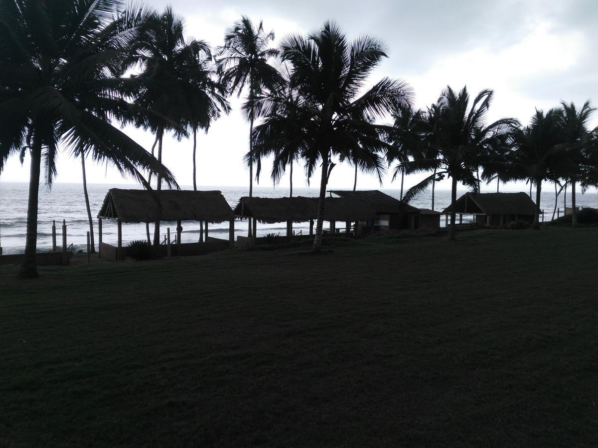 Sankofa Beach House Kokrobite Exterior foto