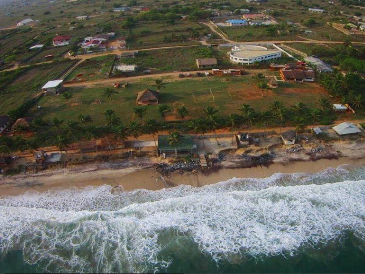 Sankofa Beach House Kokrobite Exterior foto